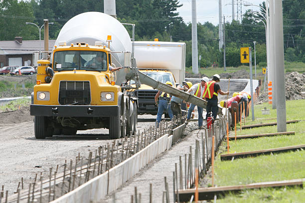 Best Concrete Flooring Contractor  in Apple Valley, OH